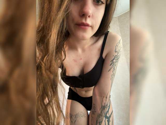 meowluly live cam on BongaCams