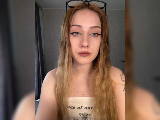 meowluly live cam on BongaCams