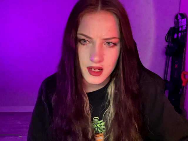 meowluly's BongaCams show and profile