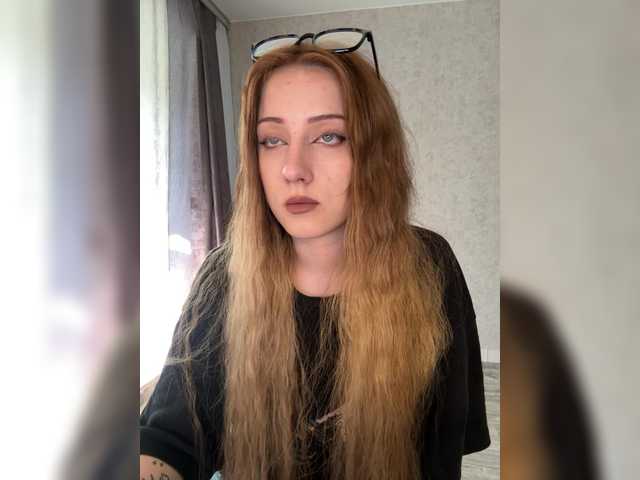 meowluly live cam on BongaCams