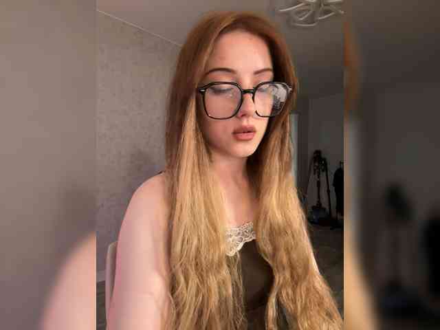 meowluly webcam