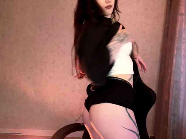 meowluly Live Webcam on BongaCams