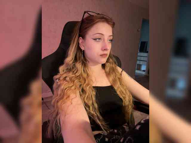 meowluly webcam