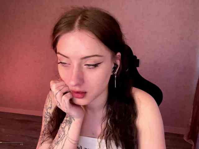meowluly webcam