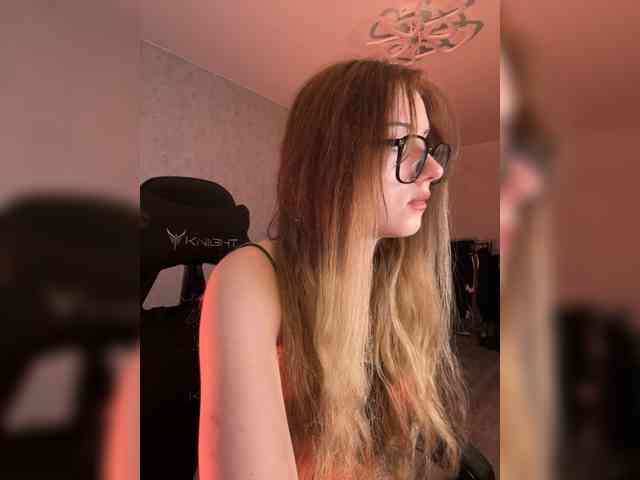 meowluly webcam