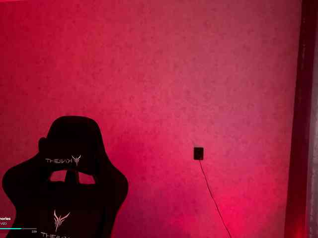 meowluly webcam