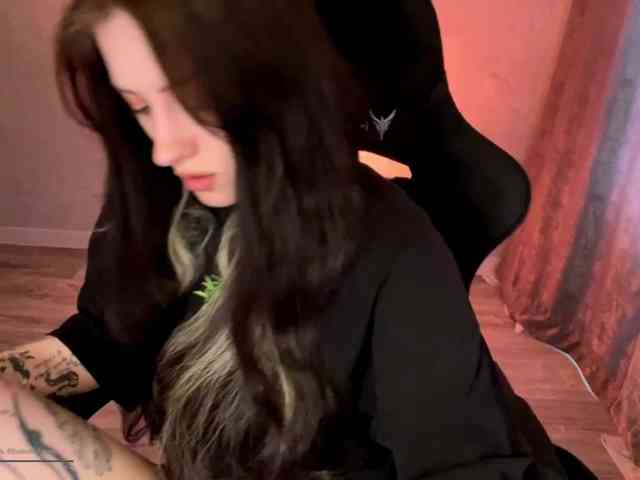 meowluly webcam