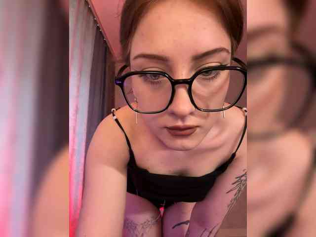 meowluly webcam
