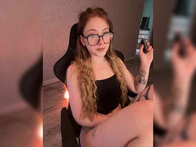 meowluly webcam
