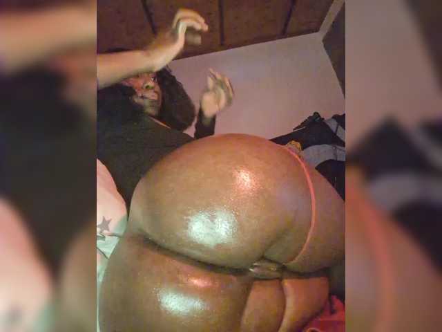 Capricana live cam on BongaCams