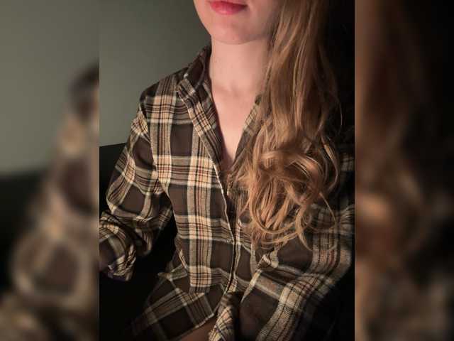 -DarinaXXX-'s BongaCams show and profile