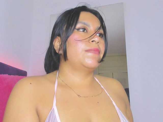 veronicasquirt live cam on BongaCams