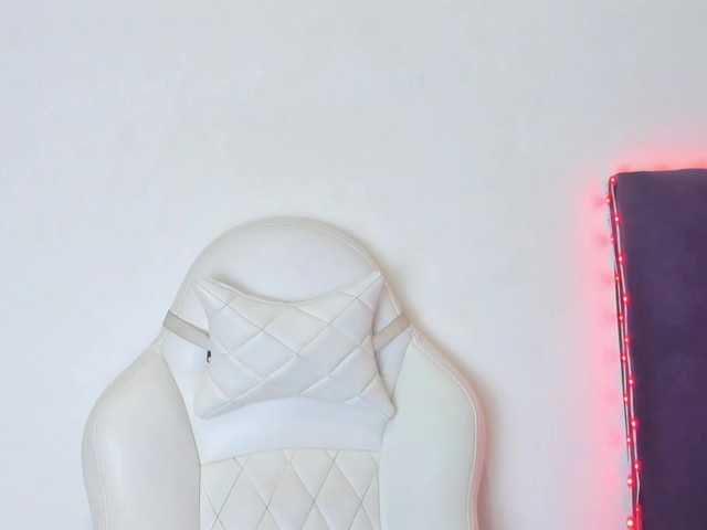 veronicasquirt live cam on BongaCams