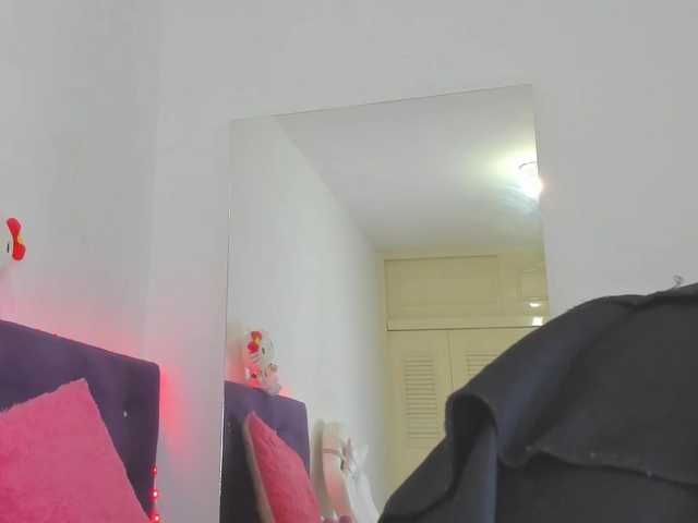 veronicasquirt live cam on BongaCams