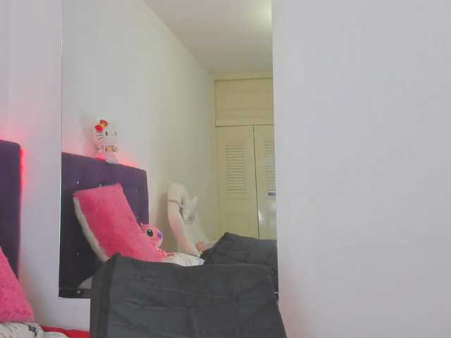 veronicasquirt live cam on BongaCams