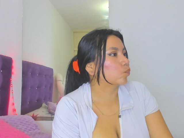 veronicasquirt live cam on BongaCams