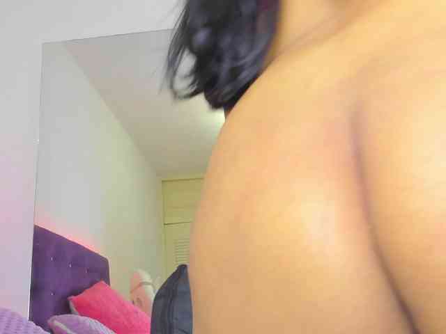 veronicasquirt webcam