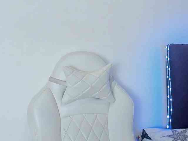 veronicasquirt webcam