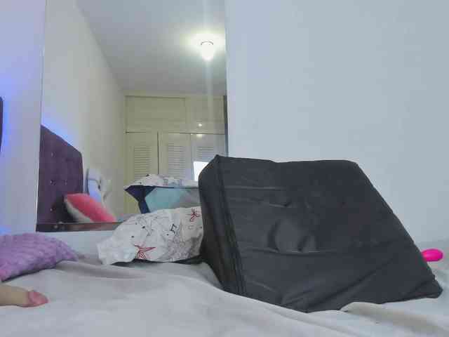 veronicasquirt webcam