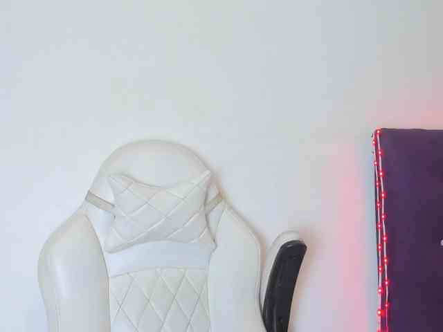 veronicasquirt webcam
