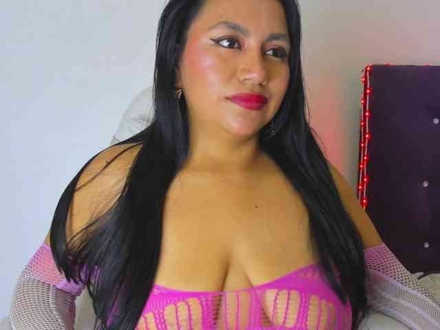 veronicasquirt webcam