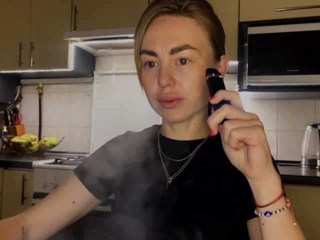 MartaLuna live cam preview