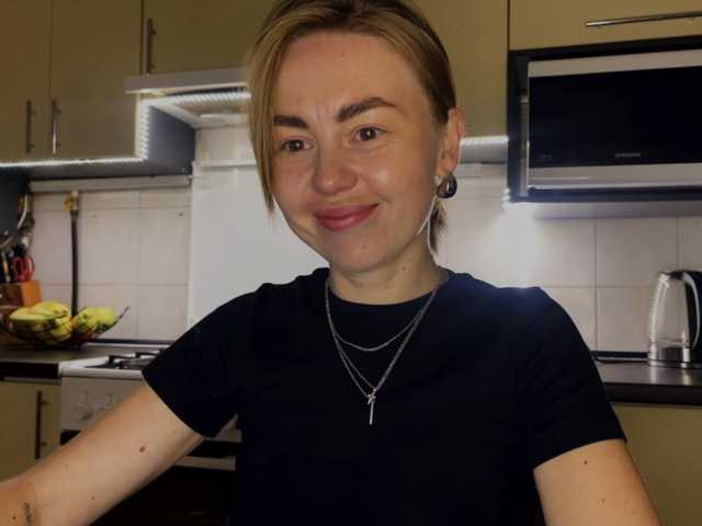 MartaLuna live cam preview