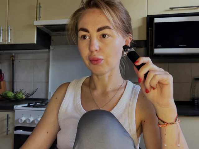 MartaLuna live cam on BongaCams