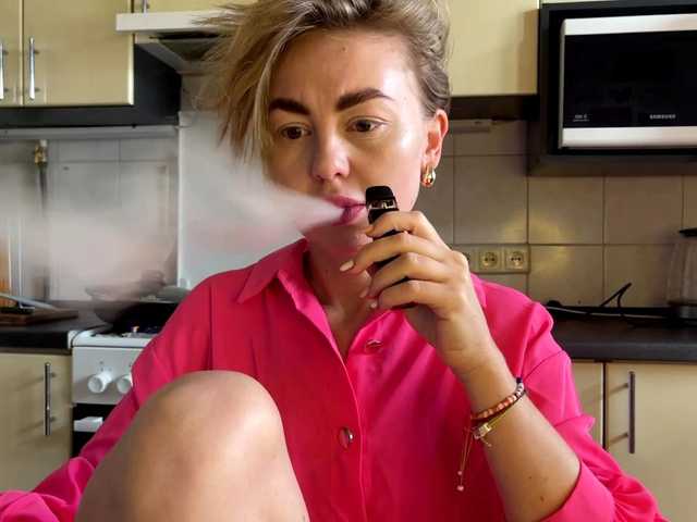 MartaLuna live cam on BongaCams