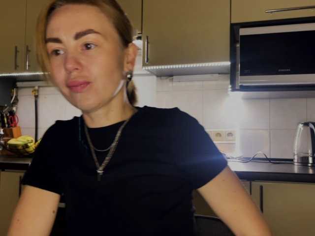 MartaLuna live cam preview