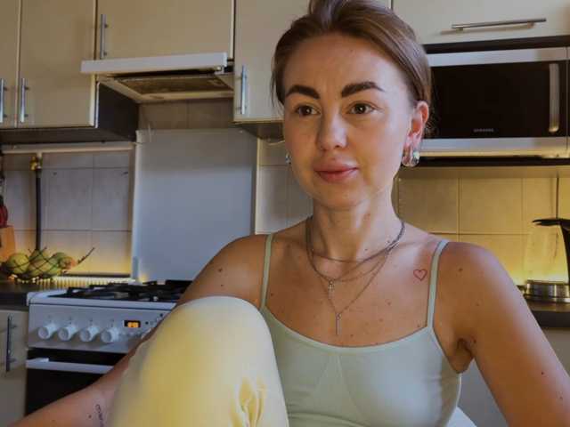 MartaLuna live cam on BongaCams