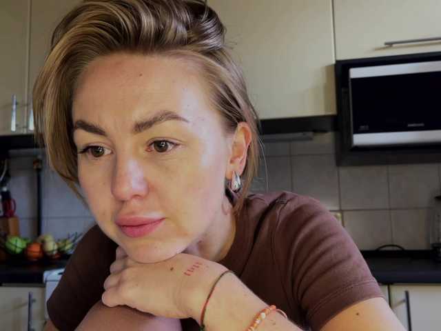 MartaLuna live cam on BongaCams