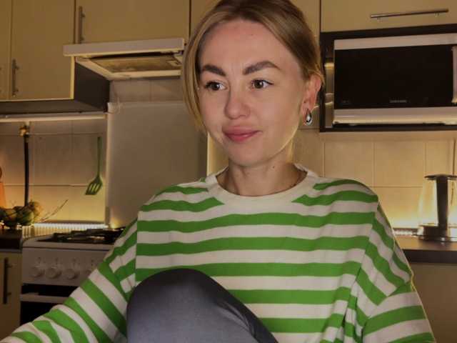 MartaLuna live cam preview