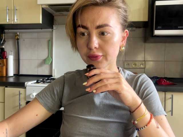 MartaLuna live cam on BongaCams