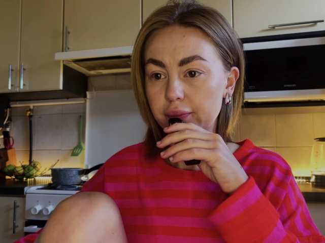 MartaLuna live cam on BongaCams
