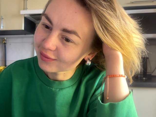 MartaLuna's BongaCams show and profile