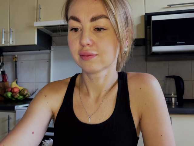 MartaLuna live cam preview