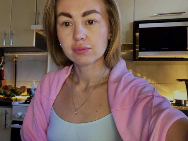 MartaLuna live cam preview