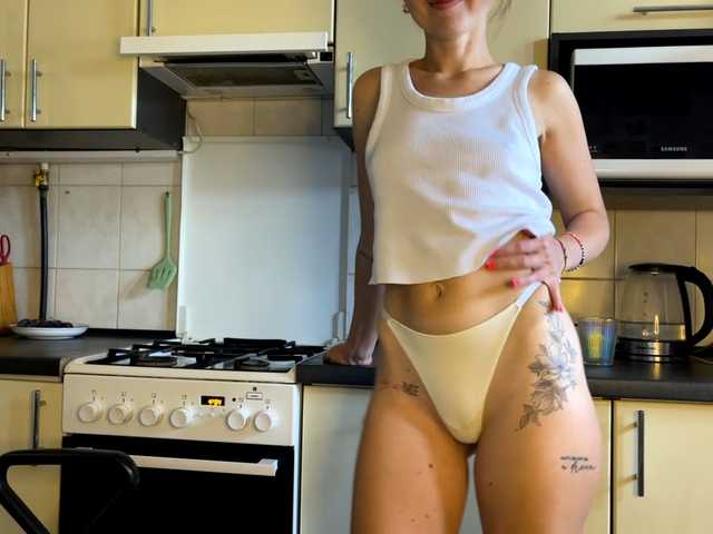 MartaLuna live cam on BongaCams
