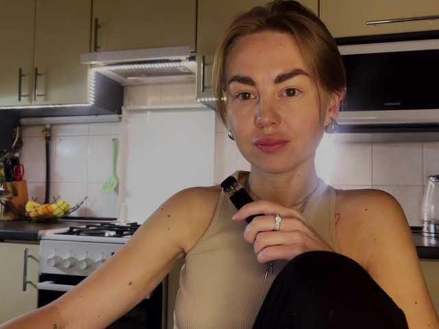 MartaLuna live cam on BongaCams