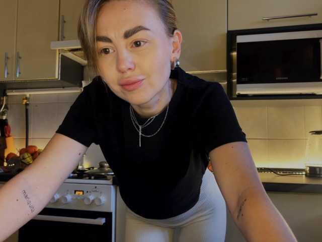 MartaLuna live cam on BongaCams