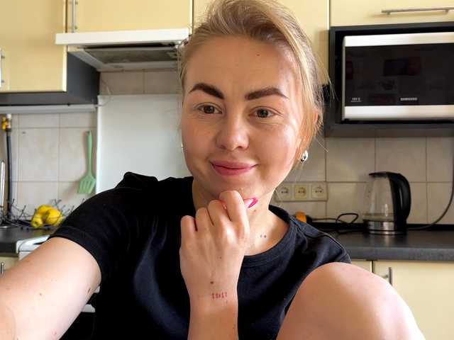 MartaLuna live cam on BongaCams