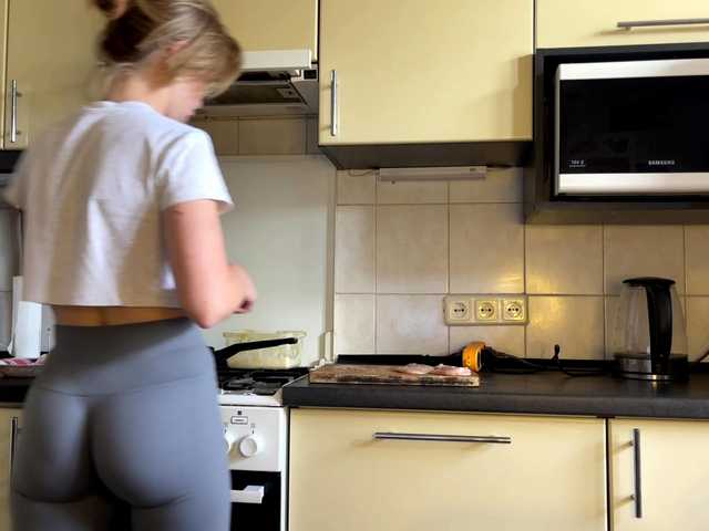 MartaLuna live webcam show