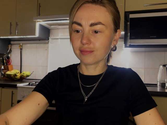 MartaLuna live cam preview