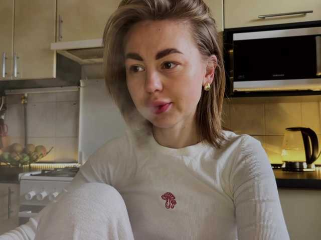 MartaLuna — live female cam