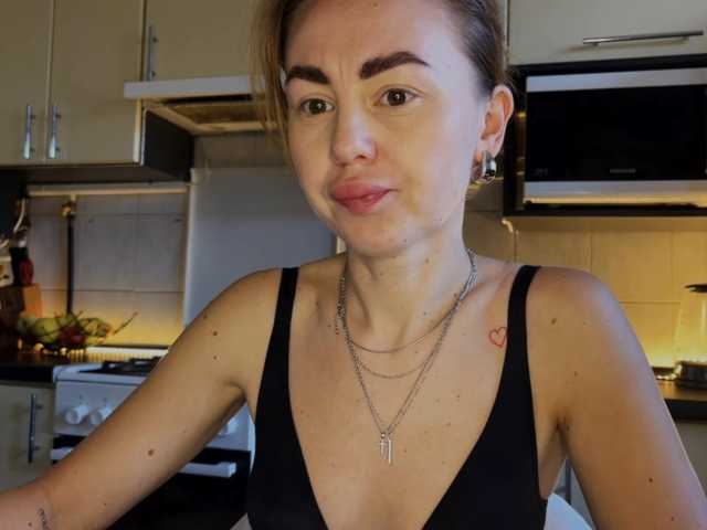 MartaLuna live cam on BongaCams
