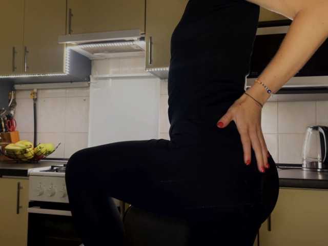 MartaLuna live cam preview