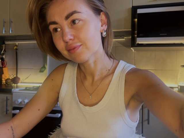 MartaLuna live cam preview