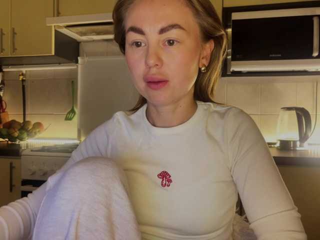 MartaLuna live cam on BongaCams