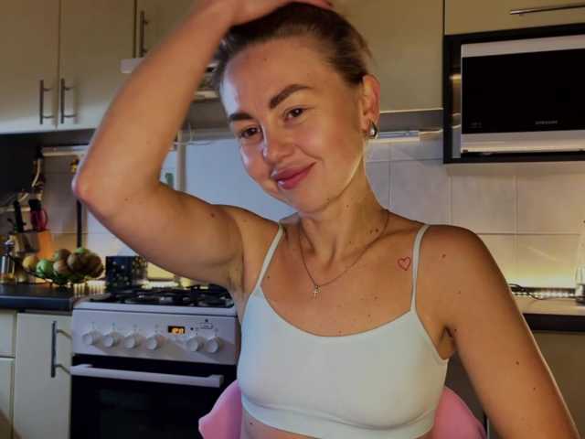 MartaLuna live cam on BongaCams